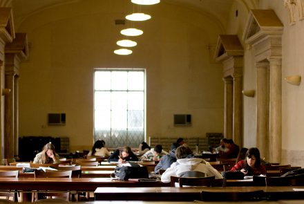 Biblioteca Pablo Vrillaud