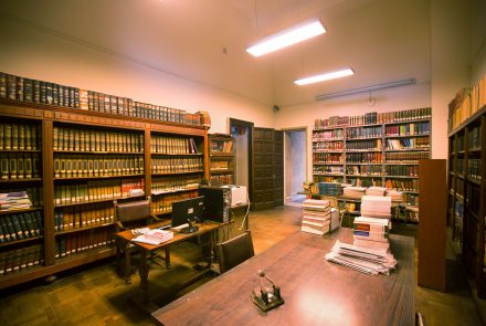 Biblioteca Pablo Vrillaud